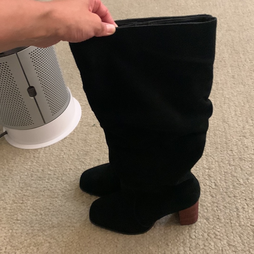 Gloria Slouchy Boot
SPLENDID - Picture 9 of 14
